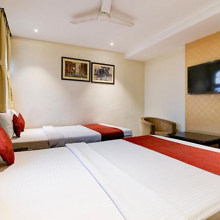 Hotel King'S Crown Calcutta Exteriör bild